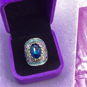 Elegant Silver and Blue Gemstone Ring